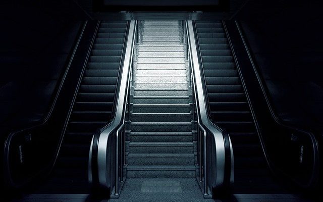 Where does the escalator get its energy from?
